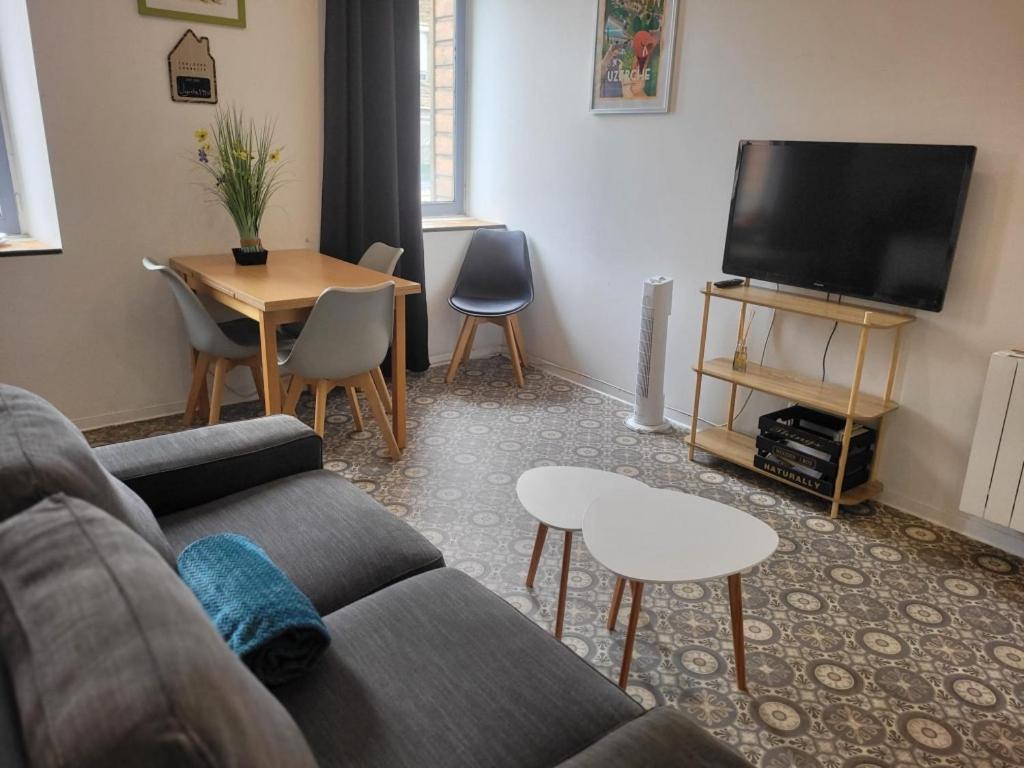 Residence Le 09 อูแซร์ช ภายนอก รูปภาพ